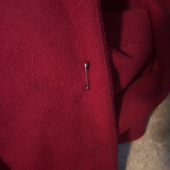 Donnybrook red and black 100% wool coat with genuine fur trim hood size 12 - Picture 10 of 11